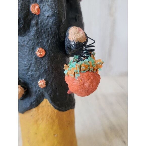 Vintage rustic paper mache witch pumpkin Halloween prop Decor figure - Picture 3 of 11